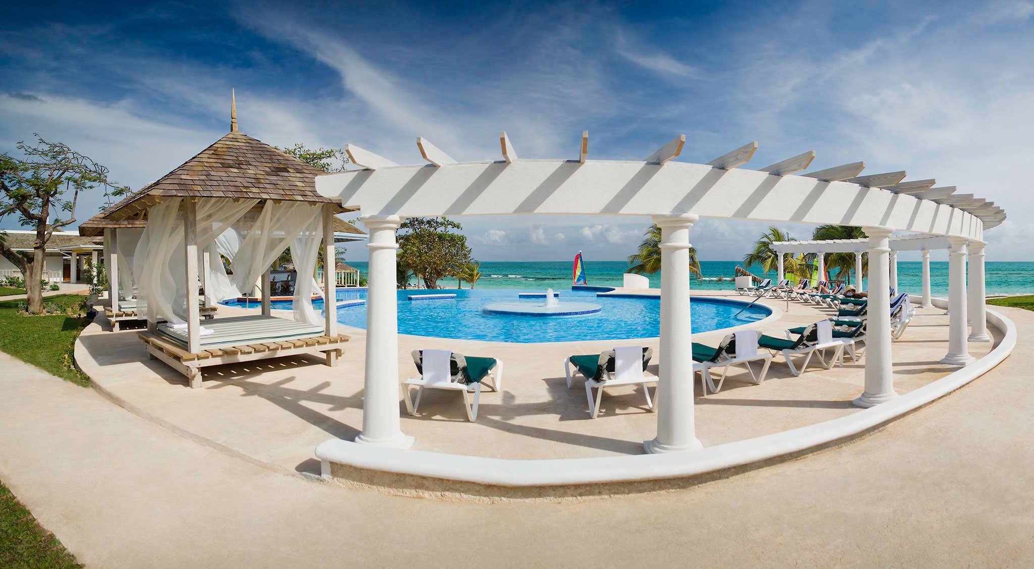Jewel Runaway Bay Beach & Golf Resort - Montego Bay All Inclusive Resort